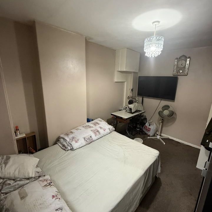 Room in a Shared Flat, Terry House, SW2 - Photo 1