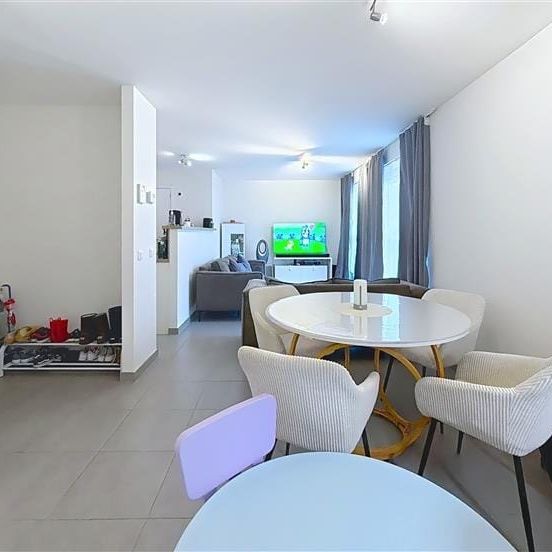 Appartement te huur - Foto 1