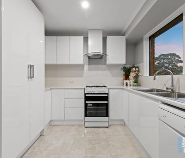 Modern Family Home in Quiet Court Location – $650 p/w - Photo 1