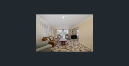 Family Friendly Home - Photo 2