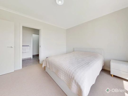 “Stunning Family Home in the Heart of Minta Estate!” - Photo 1