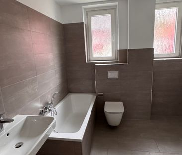 *** Wir modernisieren für Sie! Charmante 2-Zi.-Whg. + Wohnküche + M... - Photo 5