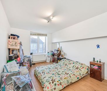 Suffolk Road, London, SE25 - Photo 2