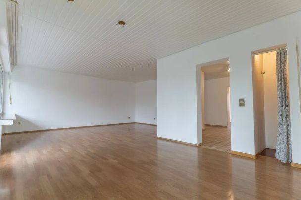 Gemütliche ca. 81m² große 3-Zimmer-Wohnung mit ca. 12 m² großem Balkon und Garage in Hagen-Boloh - Photo 1