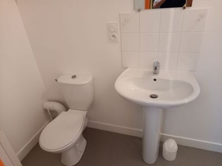 STUDIO MEUBLÉ - Photo 5