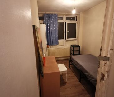 Room in a Shared Flat, Halyard House, E14 - Photo 1