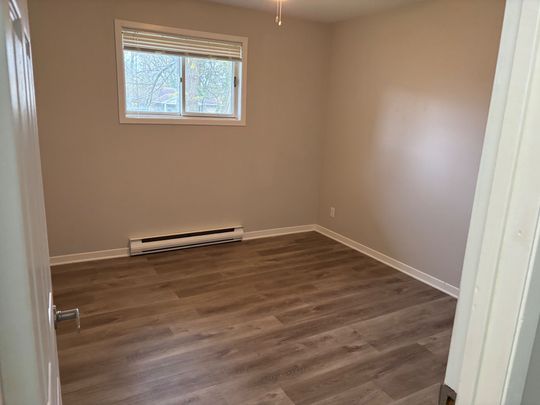 For Lease - 13 Creek Street, Cramahe, Ontario - Photo 1