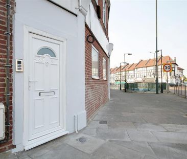 House share to rent - Photo 4