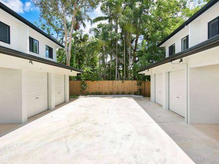 Brand New Four Bedroom Townhouse - Photo 4