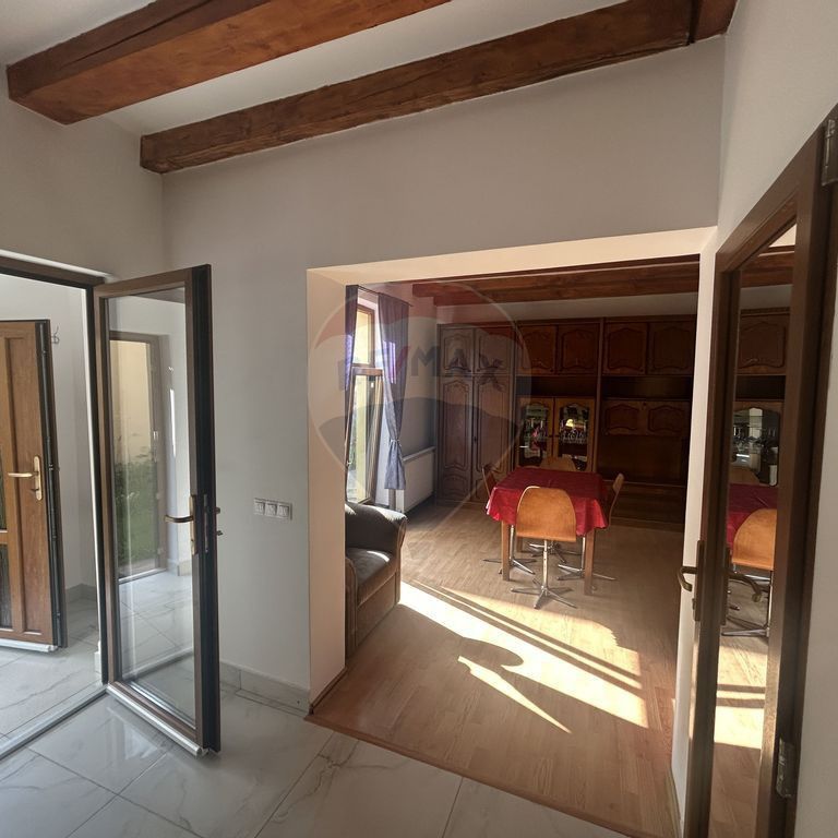Casă de închiriat în centrul vechi - Fotografie 1