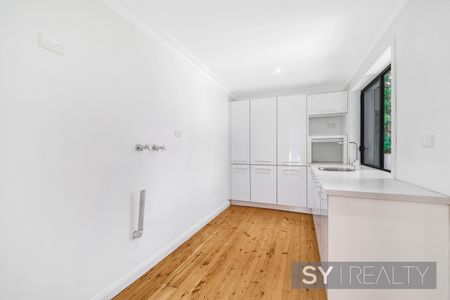 94 Eastern Valley Way, Willoughby NSW 2068 - House For Rent | Domain - Photo 3
