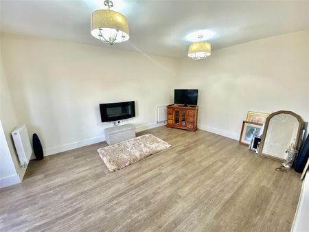 Fraser Drive, Uttoxeter, Staffordshire ST14 5EH - Photo 3