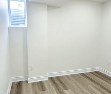 For Lease - 33 Gulfbrook Circle, Brampton, Ontario - Photo 6