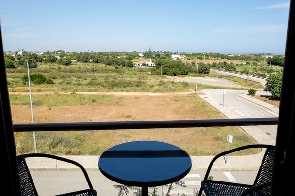 Apartamento T2 disponível para arrendamentos de Inverno localizado em Luz de Tavira. - Photo 1