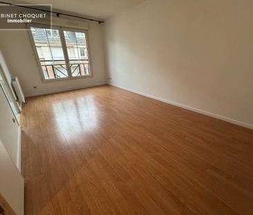 Location Appartement 2 pièces 40m² LILLE 59000 - Photo 3