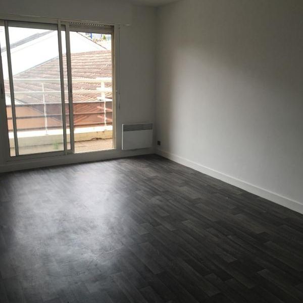 Location Appartement 2 pièces 40m² ST MEDARD EN JALLES 33160 - Photo 1