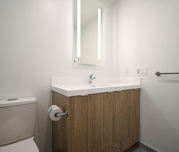 For Lease - 60 Central Park Roadway N/A Unit# 1712, Toronto, Ontario - Photo 2