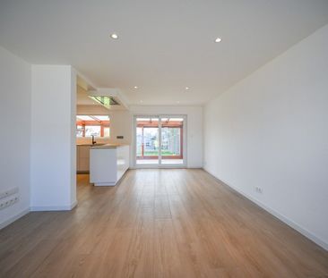 Instapklare eengezinswoning in een rustige buurt in Oostrozebeke! - Photo 3