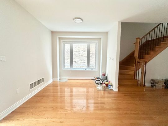 For Lease - 3682 Banff Court, Mississauga, Ontario - Photo 1