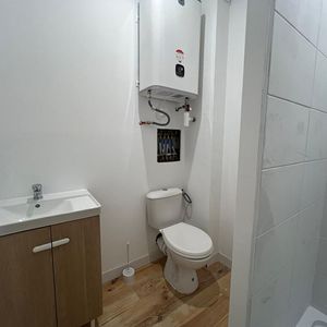 Location Appartement 1 pièce 16m² - Photo 2