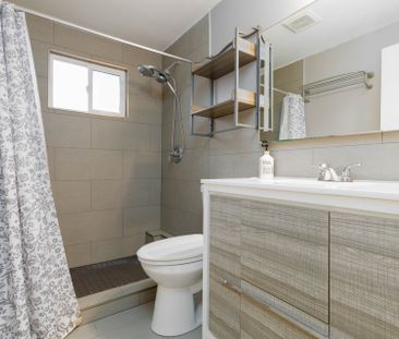 For Lease - 66 Chaucer Crescent, Barrie, Ontario - Photo 5