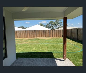 Brand New 4 Bedroom Home - Photo 6