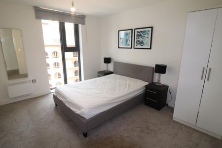 2 bedroom apartment to rent - Photo 3