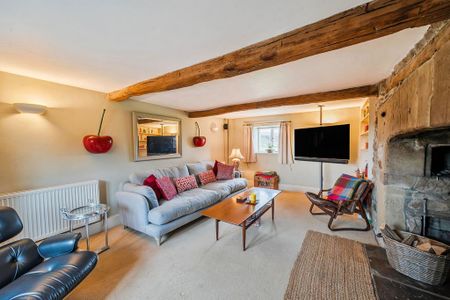 3 bedroom detached house to rent - Photo 3