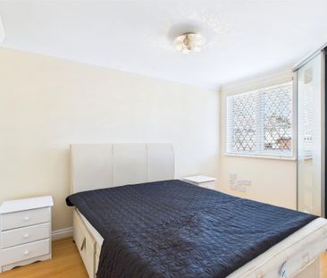 2 bedroom detached house to rent - Photo 2