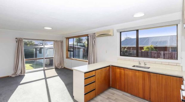 Peaceful Avondale - Photo 1