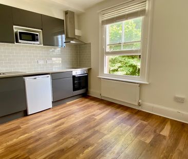 Studio Flat, Seafield Road, BN3 - Photo 3