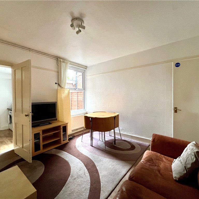 Guildford Park Road, Guildford, Surrey, GU2 7ND - Photo 1