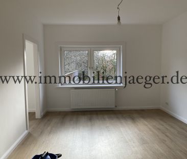 Direkt Saseler Markt - modernisierte Wohnung nur zur ruhigen Garten... - Photo 1