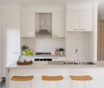 Low Maintenance Family Home - Photo 2