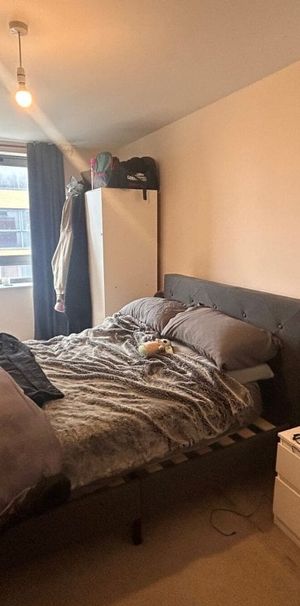 Loates Lane, WATFORD - Photo 1