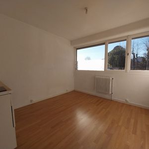 Apartment - Photo 2