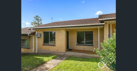 Open the Door To Effortless Living Beside Pasadena Green - Photo 4