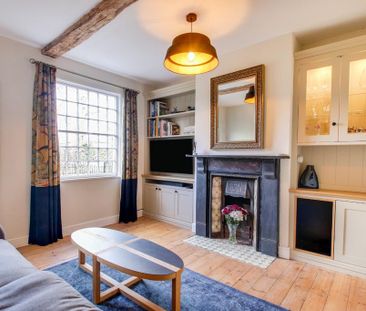 2 bedroom cottage to rent - Photo 1