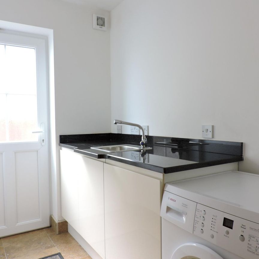 4 bedroom detached to rent Driftwood Drive, Fareham, PO14 - Photo 1