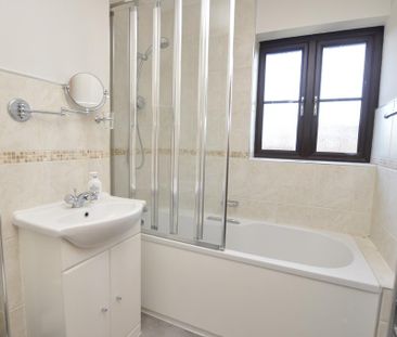 2 bedroom terraced house to rent - Photo 6