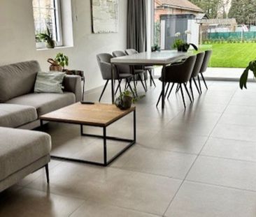 Woning te huur in Sint-Jan-in-Eremo voor € 1.290 met 5 slaapkamers - Foto 2