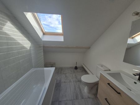 Location Appartement 3 pièces 51m² DENAIN 59220 - Photo 3