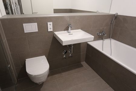 Leben über den Dächern - 2-Zimmer-Dachgeschosswohnung mit großzügiger Terrasse - Photo 5