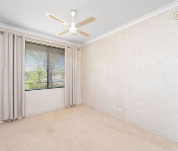 Great Size Home in a Great Location @ $850 Per Week - Photo 5