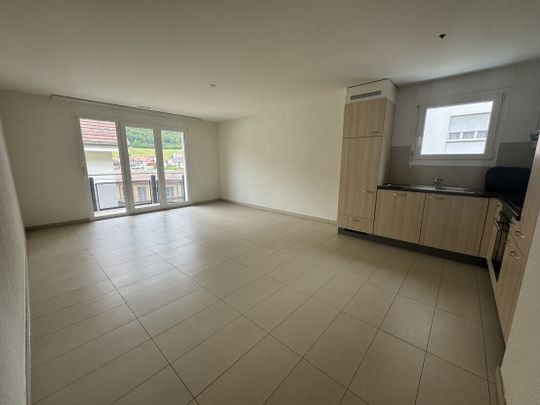 Un mois de loyer net offert et une participation forfaitaire aux frais de déménagement - Photo 1