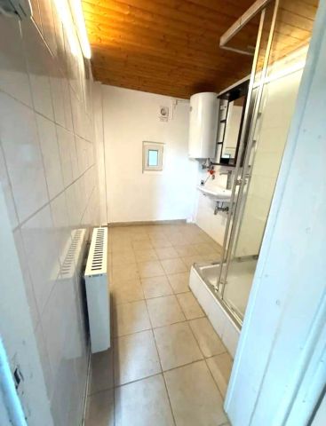 — Charmante Mietwohnung im Reihenhaus mit Garten in Moosbrunn - Photo 3