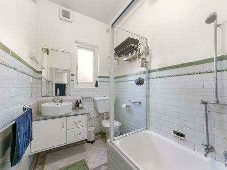 2/119 Hawthorne Parade, Haberfield NSW 2045 - Apartment For Rent | Domain - Photo 5