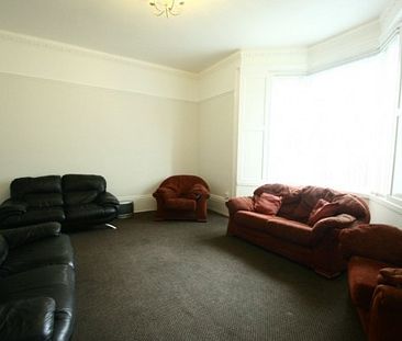 8 Bed - **bills Included** Elmwood Street, City Centre, Sunderland - Photo 1