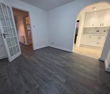 3 bedroom detached house to rent - Photo 4