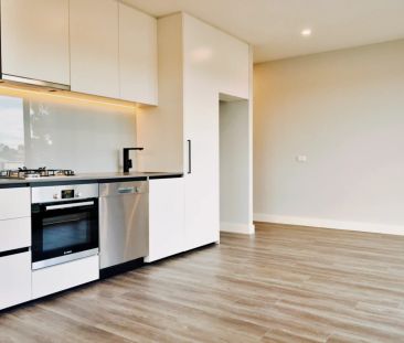 2 Bed, 2 Bath - Photo 5